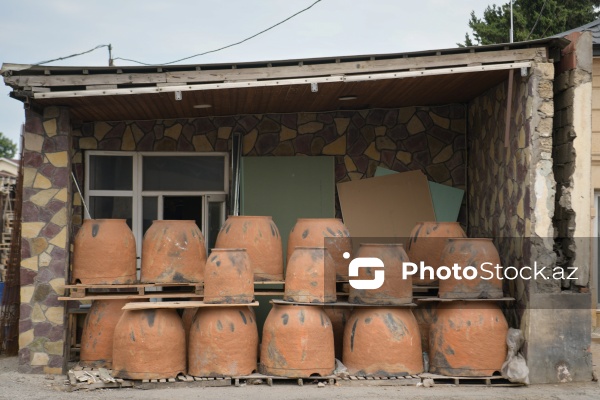 Ənənəvi dadların ünvanı olan yolüstü təndirxanalar