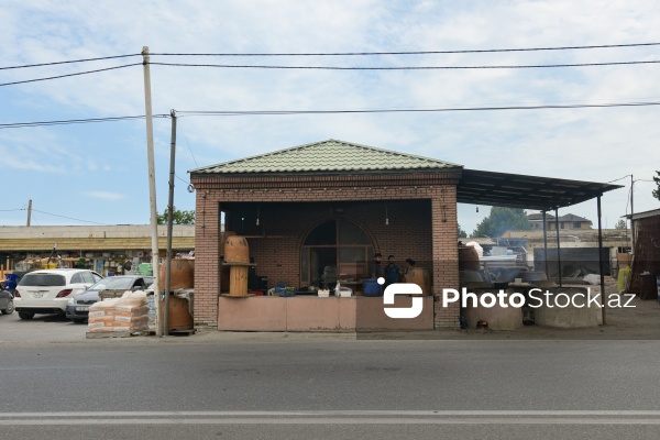 Ənənəvi dadların ünvanı olan yolüstü təndirxanalar