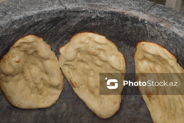 Ənənəvi dadların ünvanı olan yolüstü təndirxanalar