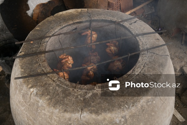 Ənənəvi dadların ünvanı olan yolüstü təndirxanalar