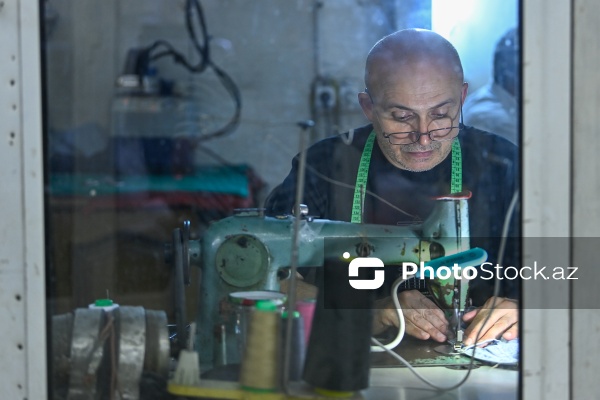 Zəhmət və incəlik tələb edən dərzilik peşəsi