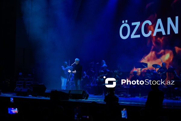 Özcan Dənizin Bakı Konqres Mərkəzində baş tutan konserti
