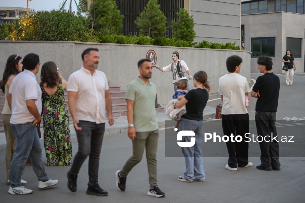 Pantomima aktyoru Fərhat Kılıç