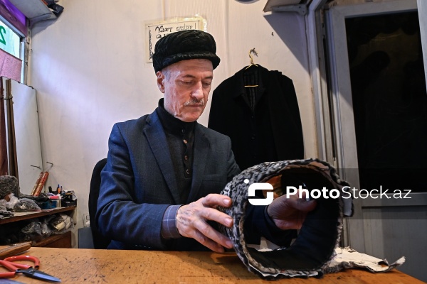 Papaqçılıq sənətini ailə ənənəsinə çevirən Sadu Xalayev