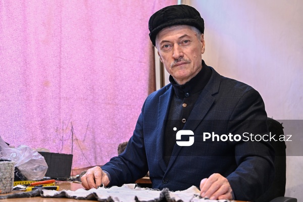 Papaqçılıq sənətini ailə ənənəsinə çevirən Sadu Xalayev