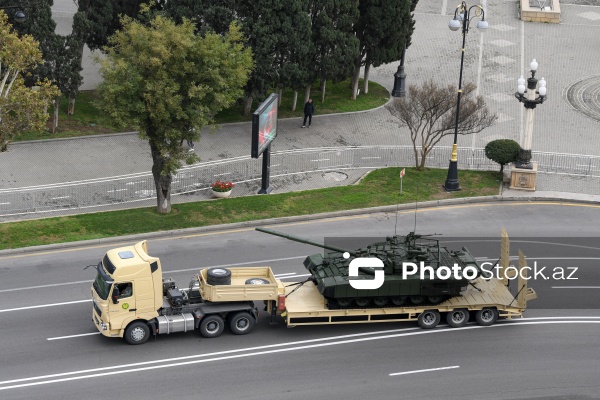 Zəfər Gününə həsr olunmuş hərbi parada hazırlıq məşqlərinin ikinci günü