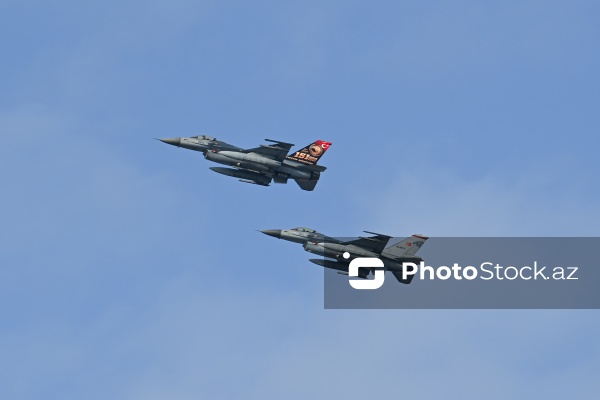 "F-16" qırıcı təyyarəsi