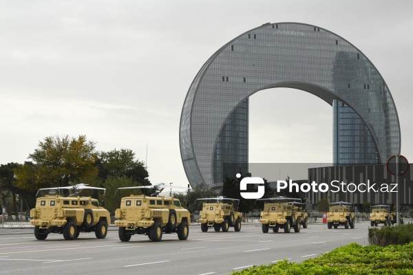 Zəfər Gününə həsr olunmuş hərbi parada hazırlıq məşqlərinin ikinci günü
