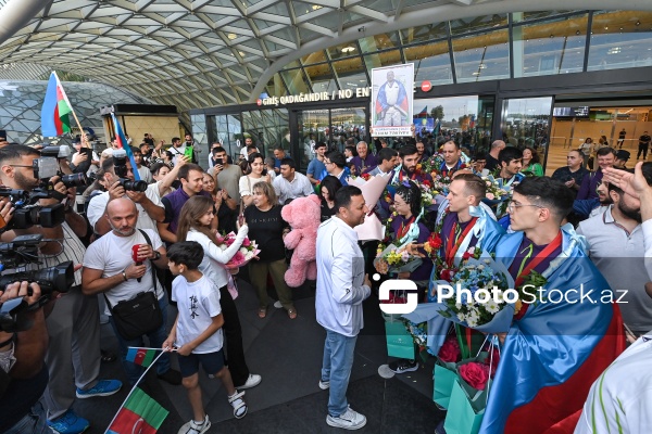 Paris Yay Paralimpiya Oyunlarında medal qazanmış Azərbaycan idmançıları Vətənə dönüblər