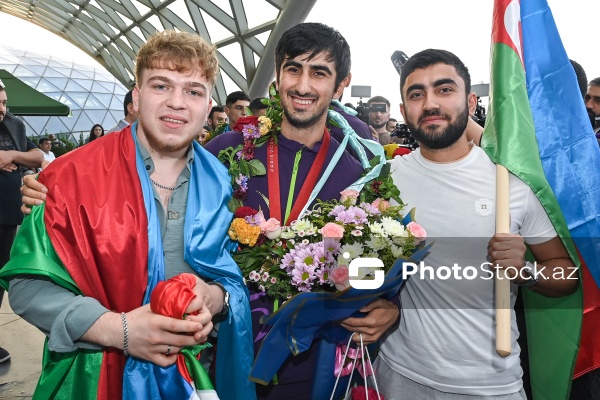 Paris Yay Paralimpiya Oyunlarında medal qazanmış Azərbaycan idmançıları Vətənə dönüblər