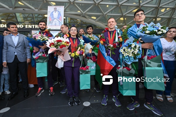 Paris Yay Paralimpiya Oyunlarında medal qazanmış Azərbaycan idmançıları Vətənə dönüblər