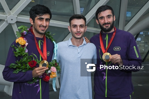 Paris Yay Paralimpiya Oyunlarında medal qazanmış Azərbaycan idmançıları Vətənə dönüblər