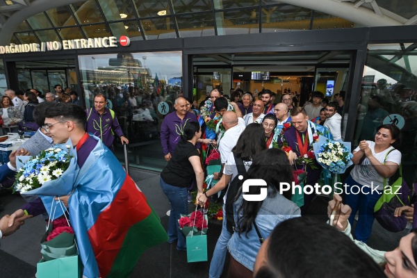 Paris Yay Paralimpiya Oyunlarında medal qazanmış Azərbaycan idmançıları Vətənə dönüblər