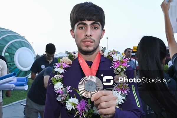 Paris-2024 Yay Paralimpiya Oyunlarında Paralimpiya ikincisi olmuş idmançılarımız vətənə döndü