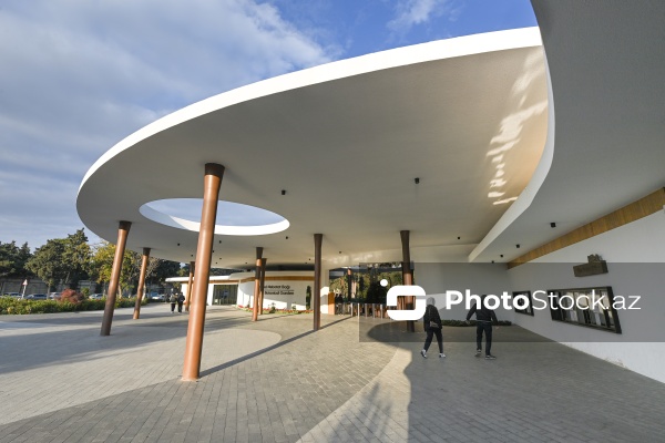 Payızın rənglərinə bürünən Mərkəzi Nəbatat Bağı