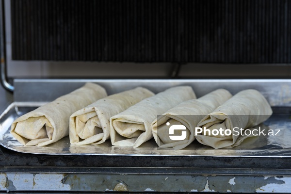 Paytaxt Bakıda fəaliyyət göstərən dönərxanalar