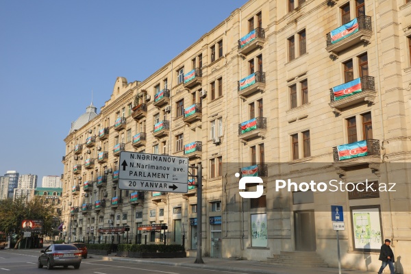 Paytaxt sakinləri Zəfər Gününün beşinci ildönümünü qeyd edir