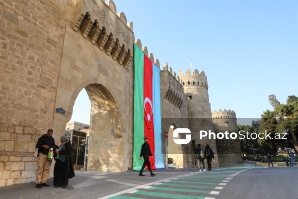 Qoşa Qala qapıları