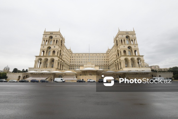 Hökumət Evinin inzibati binası