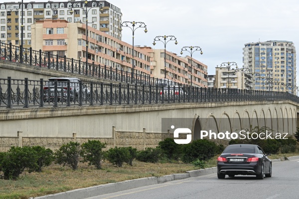 Paytaxt Bakının müxtəlif ərazilərində yerləşən körpülər