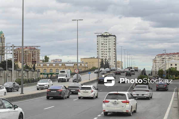 Paytaxt Bakının müxtəlif ərazilərində yerləşən körpülər