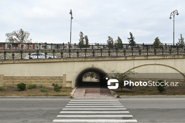 Paytaxt Bakının müxtəlif ərazilərində yerləşən körpülər