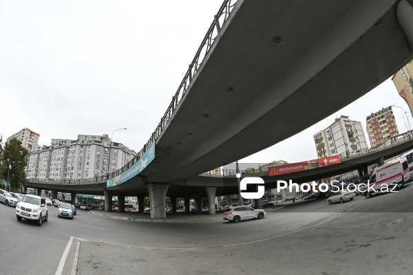 Paytaxt Bakının müxtəlif ərazilərində yerləşən körpülər