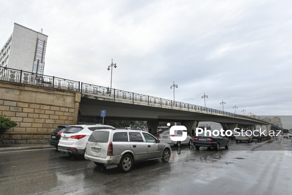 Paytaxt Bakının müxtəlif ərazilərində yerləşən körpülər
