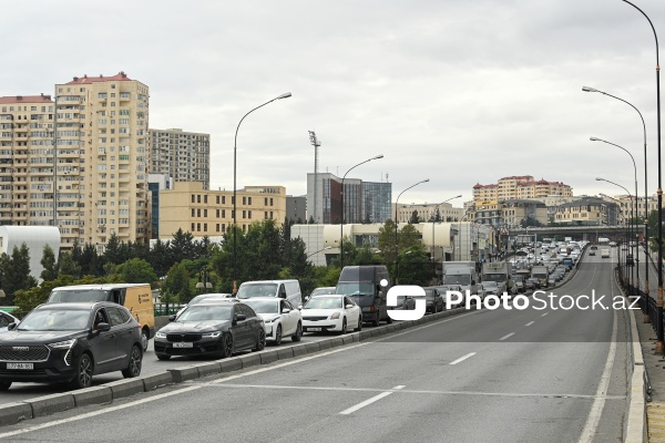 Paytaxt Bakının müxtəlif ərazilərində yerləşən körpülər