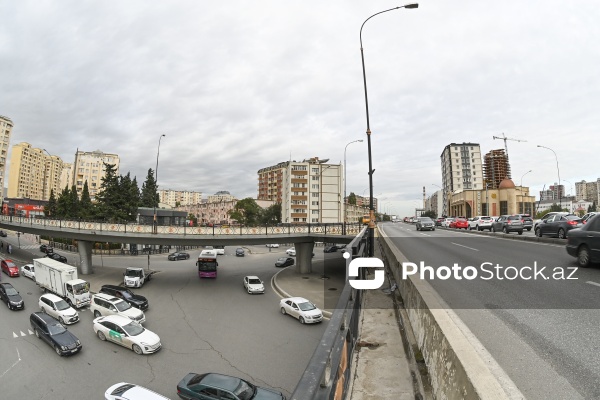 Paytaxt Bakının müxtəlif ərazilərində yerləşən körpülər