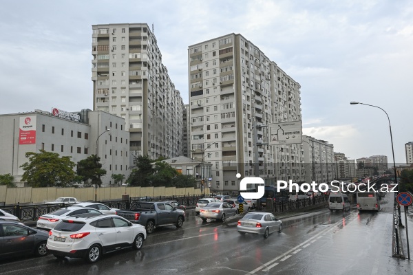 Paytaxt Bakının müxtəlif ərazilərində yerləşən körpülər