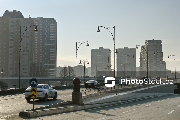 Paytaxt Bakının müxtəlif ərazilərində yerləşən körpülər