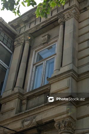 Paytaxt Bakının XIX-XX əsrlərə aid qədim binaları