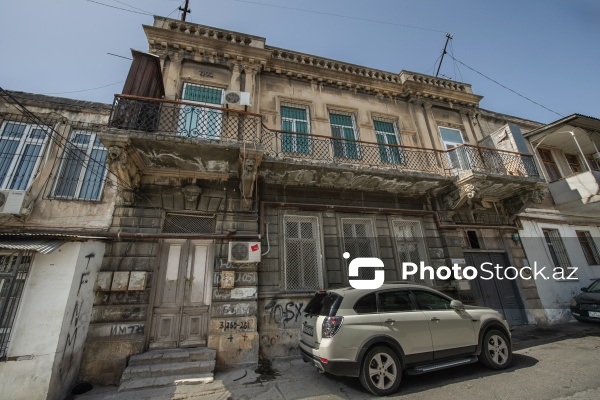 Paytaxt Bakının XIX-XX əsrlərə aid qədim binaları