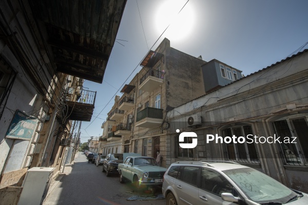 Paytaxt Bakının XIX-XX əsrlərə aid qədim binaları