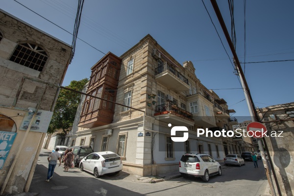 Paytaxt Bakının XIX-XX əsrlərə aid qədim binaları