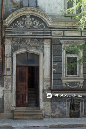 Paytaxt Bakının XIX-XX əsrlərə aid qədim binaları