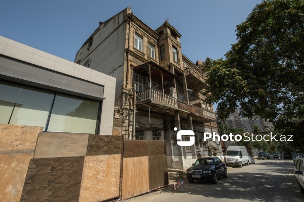 Paytaxt Bakının XIX-XX əsrlərə aid qədim binaları