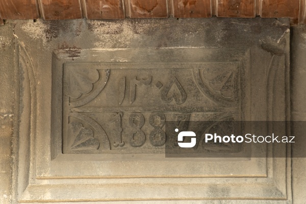 Paytaxt Bakının XIX-XX əsrlərə aid qədim binaları