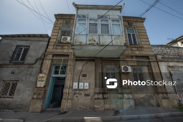 Paytaxt Bakının XIX-XX əsrlərə aid qədim binaları