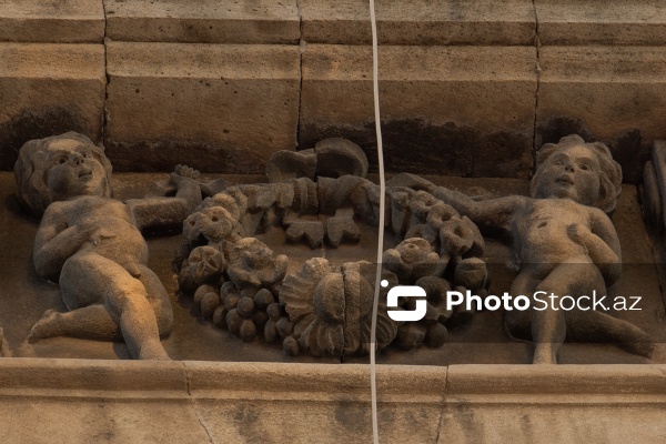 Paytaxt Bakının XIX-XX əsrlərə aid qədim binaları