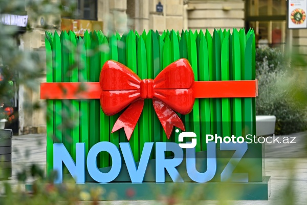 Paytaxt küçələrində Novruz bayramına hazırlıq işləri