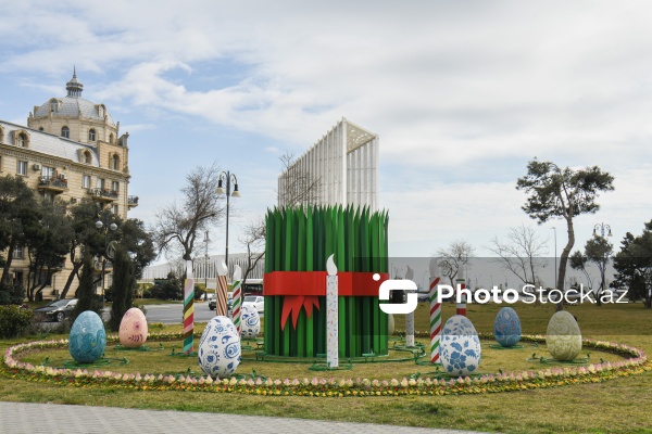 Paytaxt küçələrində Novruz bayramına hazırlıq işləri