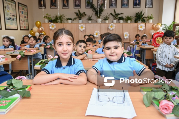 Paytaxt məktəblərində yeni tədris ilinin ilk günü