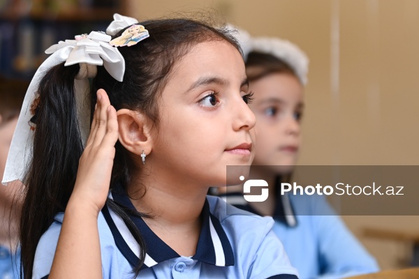 Paytaxt məktəblərində yeni tədris ilinin ilk günü