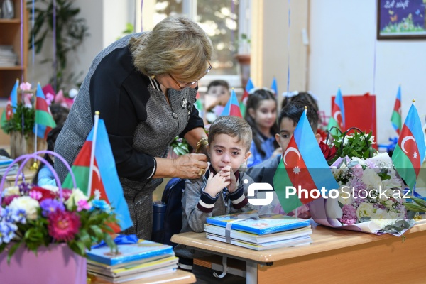 Paytaxt məktəblərində yeni tədris ilinin ilk günü