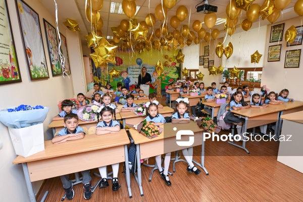 Paytaxt məktəblərində yeni tədris ilinin ilk günü