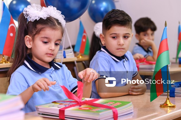 Paytaxt məktəblərində yeni tədris ilinin ilk günü