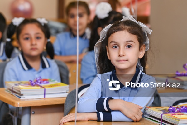 Paytaxt məktəblərində yeni tədris ilinin ilk günü
