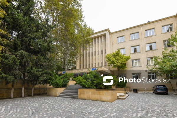 Paytaxt məktəblərində yeni tədris ilinin ilk günü